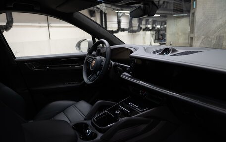 Porsche Cayenne III, 2025 год, 21 950 000 рублей, 18 фотография