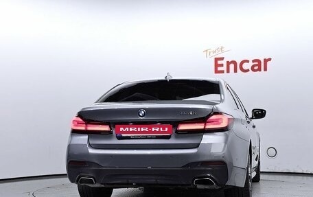 BMW 5 серия, 2022 год, 3 498 000 рублей, 4 фотография