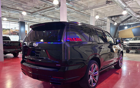 Cadillac Escalade V, 2025 год, 21 465 000 рублей, 10 фотография