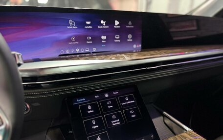Cadillac Escalade V, 2025 год, 21 465 000 рублей, 15 фотография