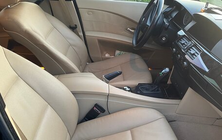 BMW 5 серия, 2003 год, 820 000 рублей, 11 фотография