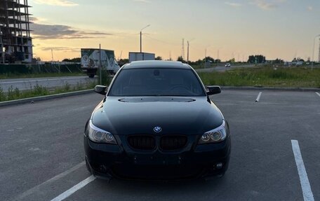 BMW 5 серия, 2003 год, 820 000 рублей, 2 фотография