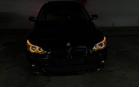BMW 5 серия, 2003 год, 820 000 рублей, 19 фотография