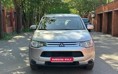 Mitsubishi Outlander III рестайлинг 3, 2014 год, 1 335 000 рублей, 1 фотография