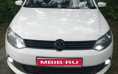 Volkswagen Polo VI (EU Market), 2013 год, 890 000 рублей, 1 фотография