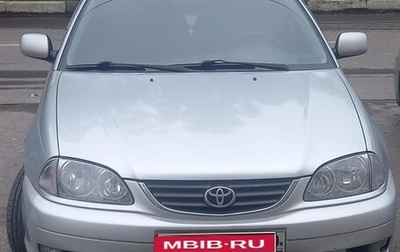 Toyota Avensis III рестайлинг, 2002 год, 380 000 рублей, 1 фотография