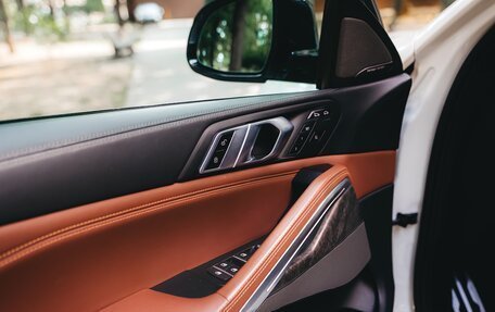 BMW X6, 2020 год, 10 000 000 рублей, 24 фотография