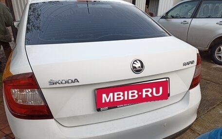 Skoda Rapid I, 2018 год, 750 000 рублей, 10 фотография