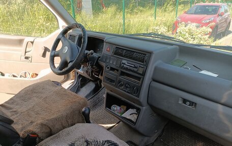 Volkswagen Transporter T4, 2001 год, 650 000 рублей, 3 фотография