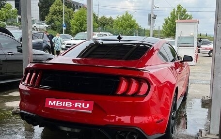 Ford Mustang VI рестайлинг, 2022 год, 6 000 000 рублей, 3 фотография