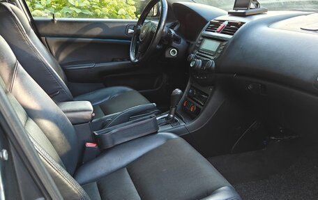Honda Accord VII рестайлинг, 2006 год, 770 000 рублей, 5 фотография