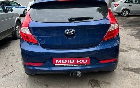 Hyundai Solaris II рестайлинг, 2015 год, 1 100 000 рублей, 2 фотография
