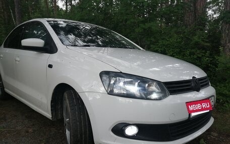 Volkswagen Polo VI (EU Market), 2013 год, 890 000 рублей, 3 фотография
