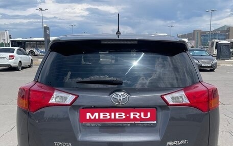 Toyota RAV4, 2013 год, 1 950 000 рублей, 5 фотография