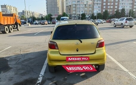Toyota Vitz, 2000 год, 315 000 рублей, 8 фотография