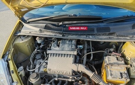 Toyota Vitz, 2000 год, 315 000 рублей, 12 фотография