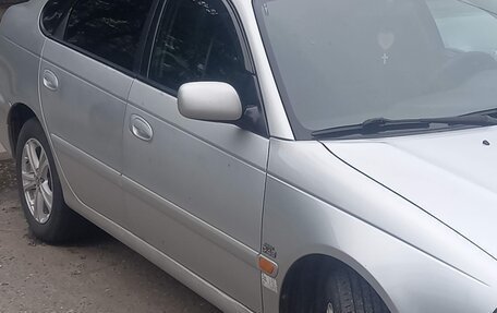 Toyota Avensis III рестайлинг, 2002 год, 380 000 рублей, 2 фотография