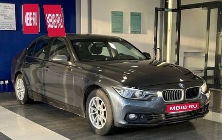 BMW 3 серия, 2018 год, 1 650 000 рублей, 3 фотография