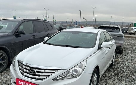 Hyundai Sonata VI, 2010 год, 1 200 000 рублей, 7 фотография