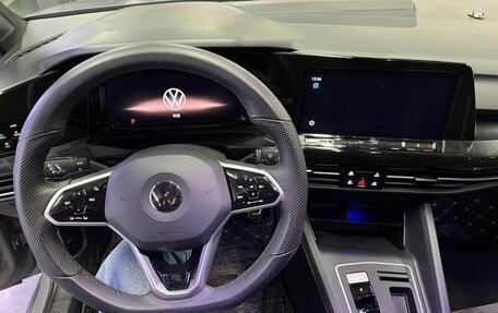 Volkswagen Golf VIII, 2022 год, 2 150 000 рублей, 11 фотография