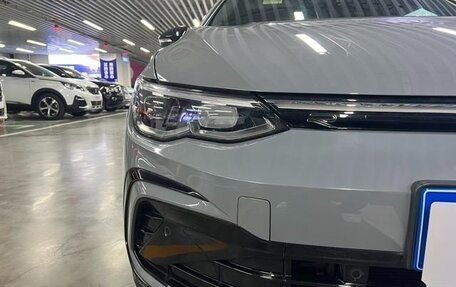 Volkswagen Golf VIII, 2022 год, 2 150 000 рублей, 7 фотография