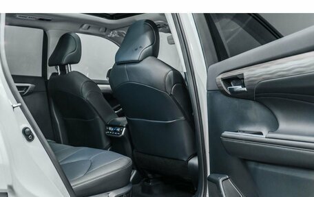 Toyota Highlander, 2024 год, 7 733 480 рублей, 9 фотография