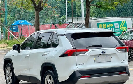 Toyota RAV4, 2022 год, 2 436 877 рублей, 4 фотография