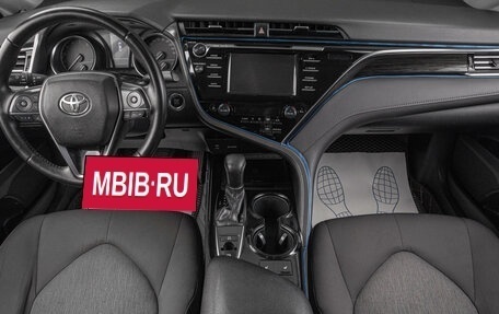 Toyota Camry, 2019 год, 2 699 000 рублей, 8 фотография