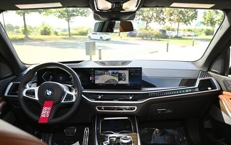 BMW X7, 2022 год, 7 592 000 рублей, 13 фотография