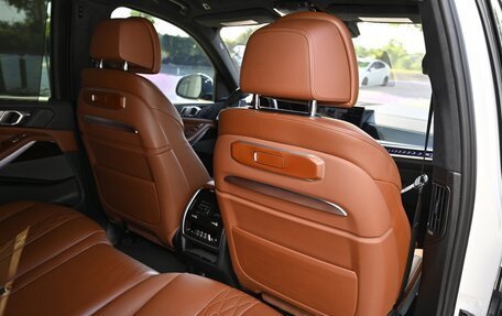 BMW X7, 2022 год, 7 592 000 рублей, 26 фотография