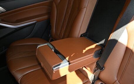 BMW X7, 2022 год, 7 592 000 рублей, 30 фотография