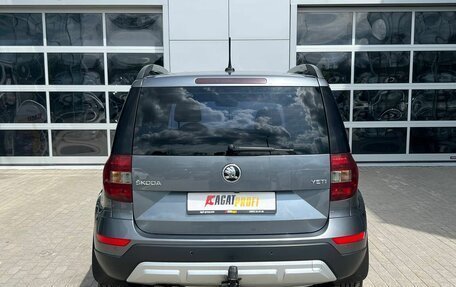 Skoda Yeti I рестайлинг, 2017 год, 1 690 000 рублей, 6 фотография