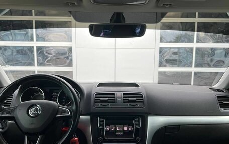 Skoda Yeti I рестайлинг, 2017 год, 1 690 000 рублей, 18 фотография