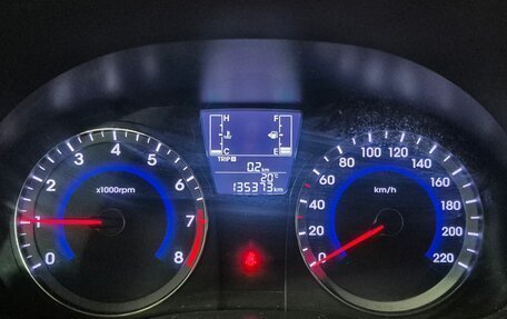 Hyundai Solaris II рестайлинг, 2015 год, 959 000 рублей, 10 фотография