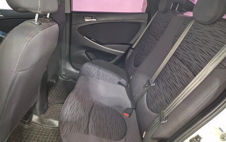 Hyundai Solaris II рестайлинг, 2015 год, 959 000 рублей, 14 фотография