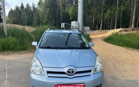 Toyota Corolla Verso I, 2007 год, 800 000 рублей, 1 фотография