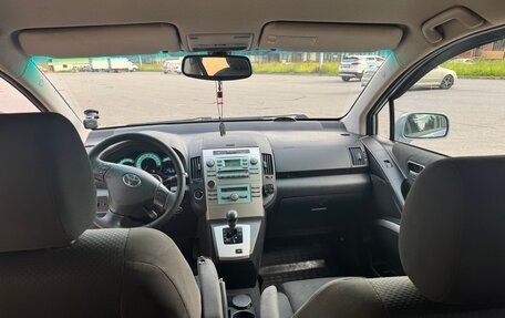 Toyota Corolla Verso I, 2007 год, 800 000 рублей, 7 фотография