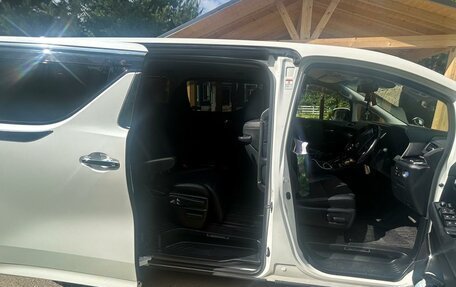 Toyota Alphard III, 2018 год, 4 900 000 рублей, 7 фотография