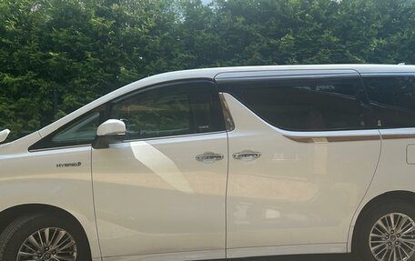 Toyota Alphard III, 2018 год, 4 900 000 рублей, 6 фотография