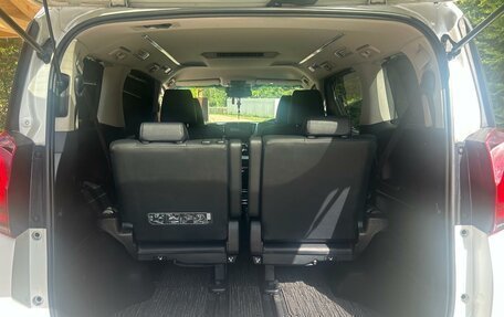 Toyota Alphard III, 2018 год, 4 900 000 рублей, 21 фотография