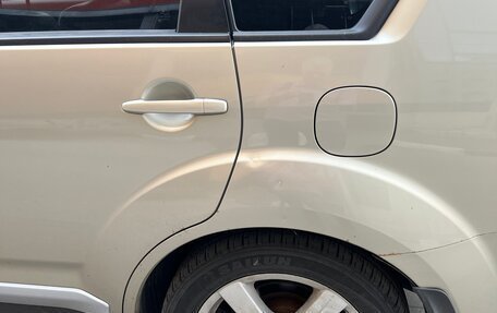 Mitsubishi Outlander III рестайлинг 3, 2008 год, 1 050 000 рублей, 10 фотография