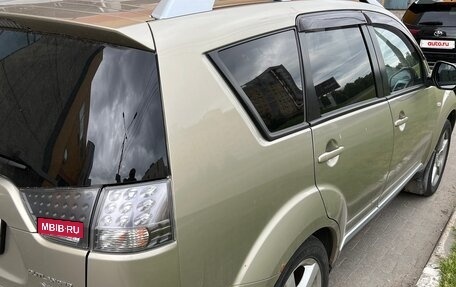 Mitsubishi Outlander III рестайлинг 3, 2008 год, 1 050 000 рублей, 6 фотография