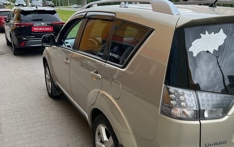 Mitsubishi Outlander III рестайлинг 3, 2008 год, 1 050 000 рублей, 7 фотография