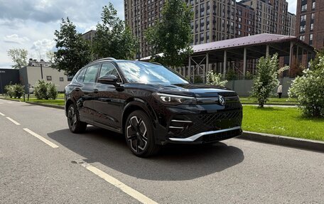 Volkswagen Tiguan, 2024 год, 5 200 000 рублей, 2 фотография