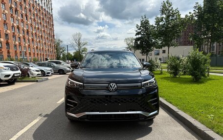 Volkswagen Tiguan, 2024 год, 5 200 000 рублей, 3 фотография