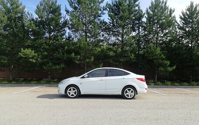 Hyundai Solaris II рестайлинг, 2013 год, 915 000 рублей, 1 фотография