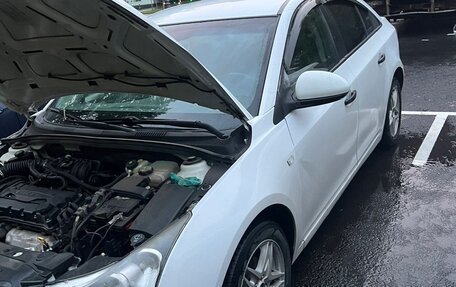 Chevrolet Cruze II, 2012 год, 650 000 рублей, 3 фотография