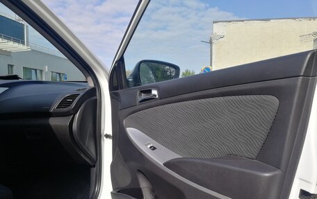 Hyundai Solaris II рестайлинг, 2013 год, 915 000 рублей, 11 фотография