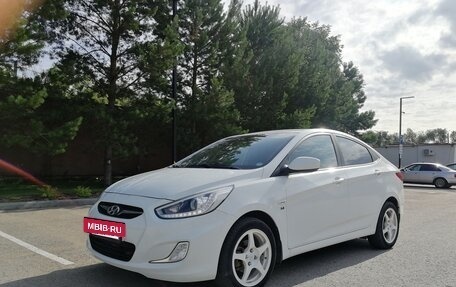 Hyundai Solaris II рестайлинг, 2013 год, 915 000 рублей, 8 фотография