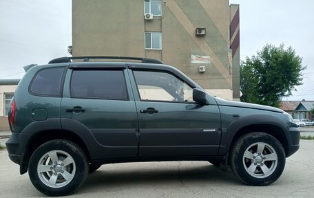 Chevrolet Niva I рестайлинг, 2013 год, 650 000 рублей, 6 фотография